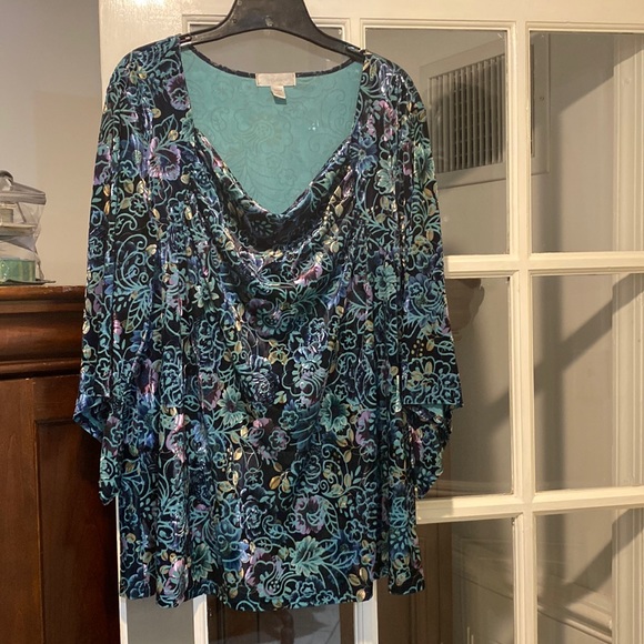 Dress Barn Tops - Dress Barn size 2X top good condition
